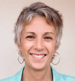 Cécile DEMAILLY